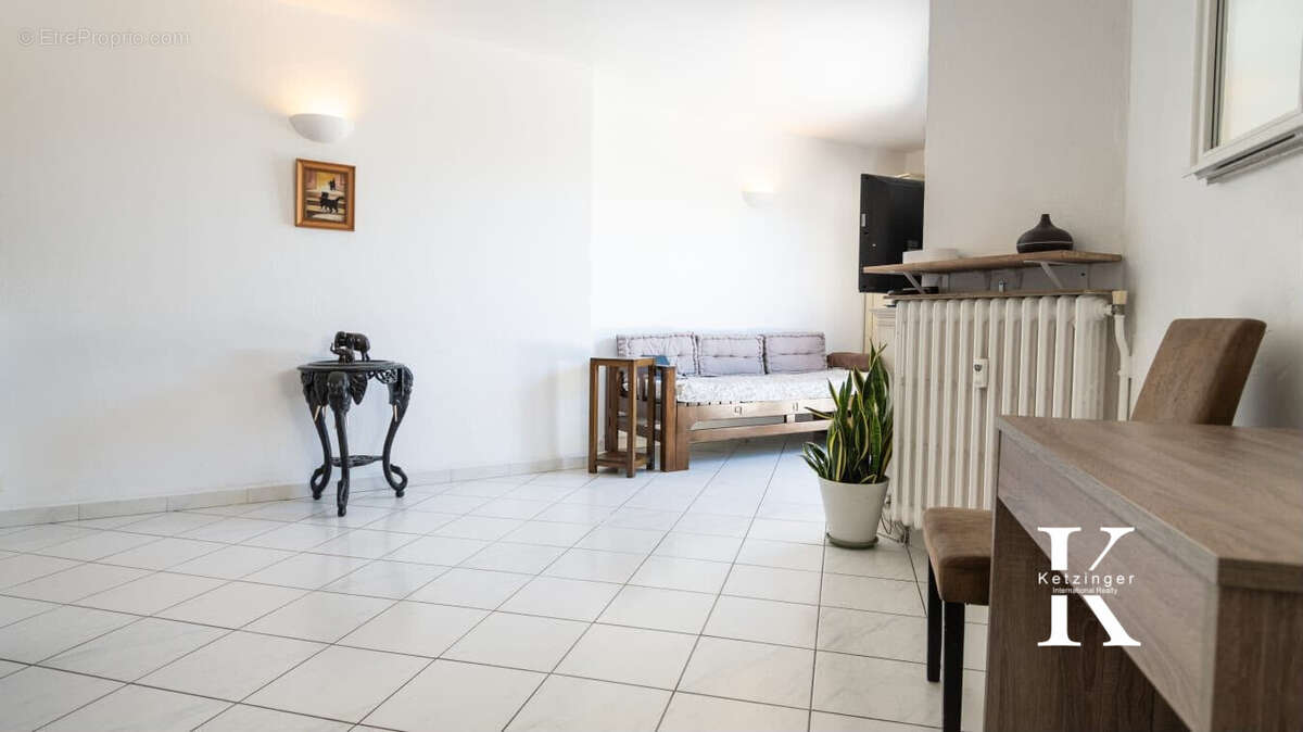 Appartement 65 m² à Antibes  - photo 3