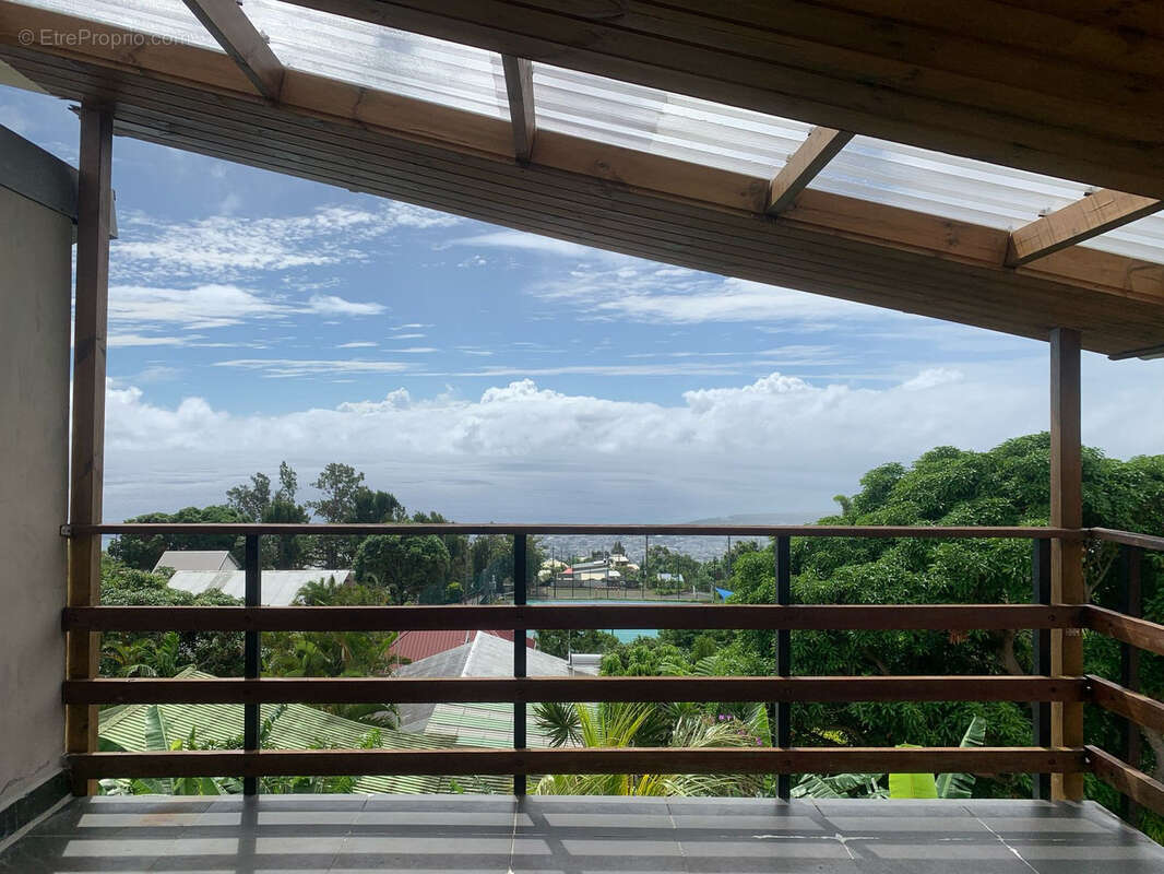 Appartement à SAINT-DENIS