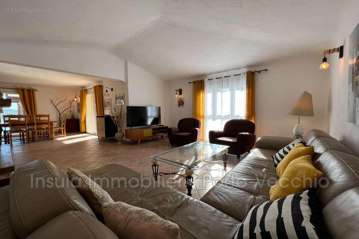 Maison 5 pièces 181 m² à vendre à Porto-Vecchio (20144) - photo 8
