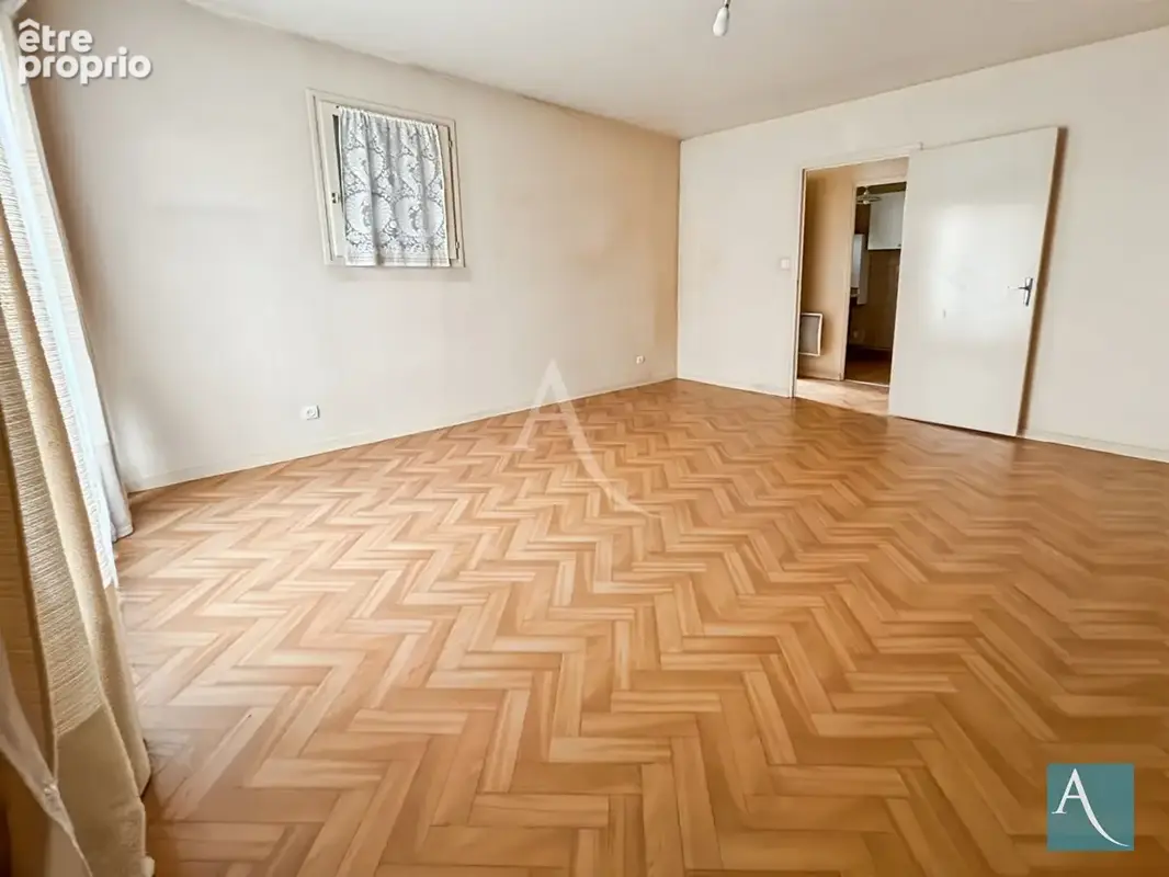 Appartement à ETRECHY