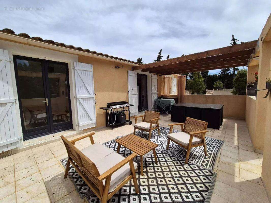 Appartement à SAINT-REMY-DE-PROVENCE