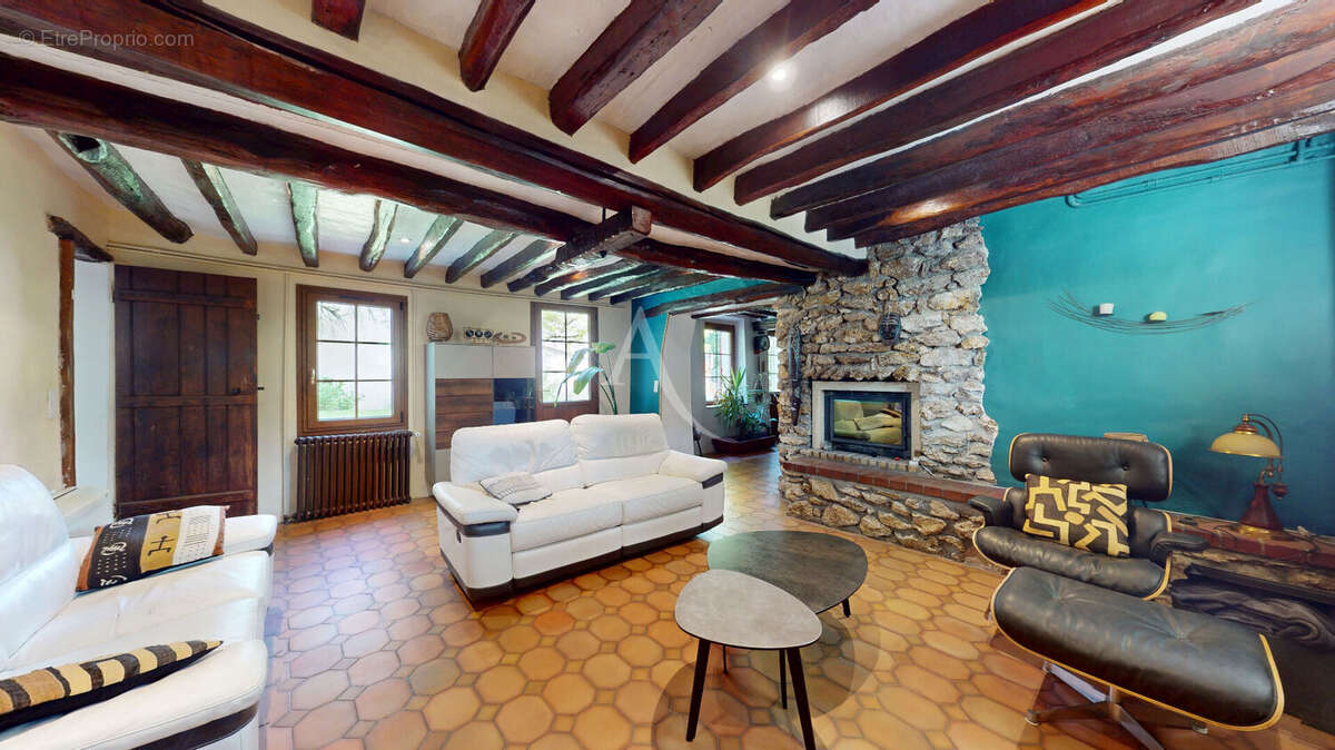 Maison à VILLIERS-SUR-MORIN