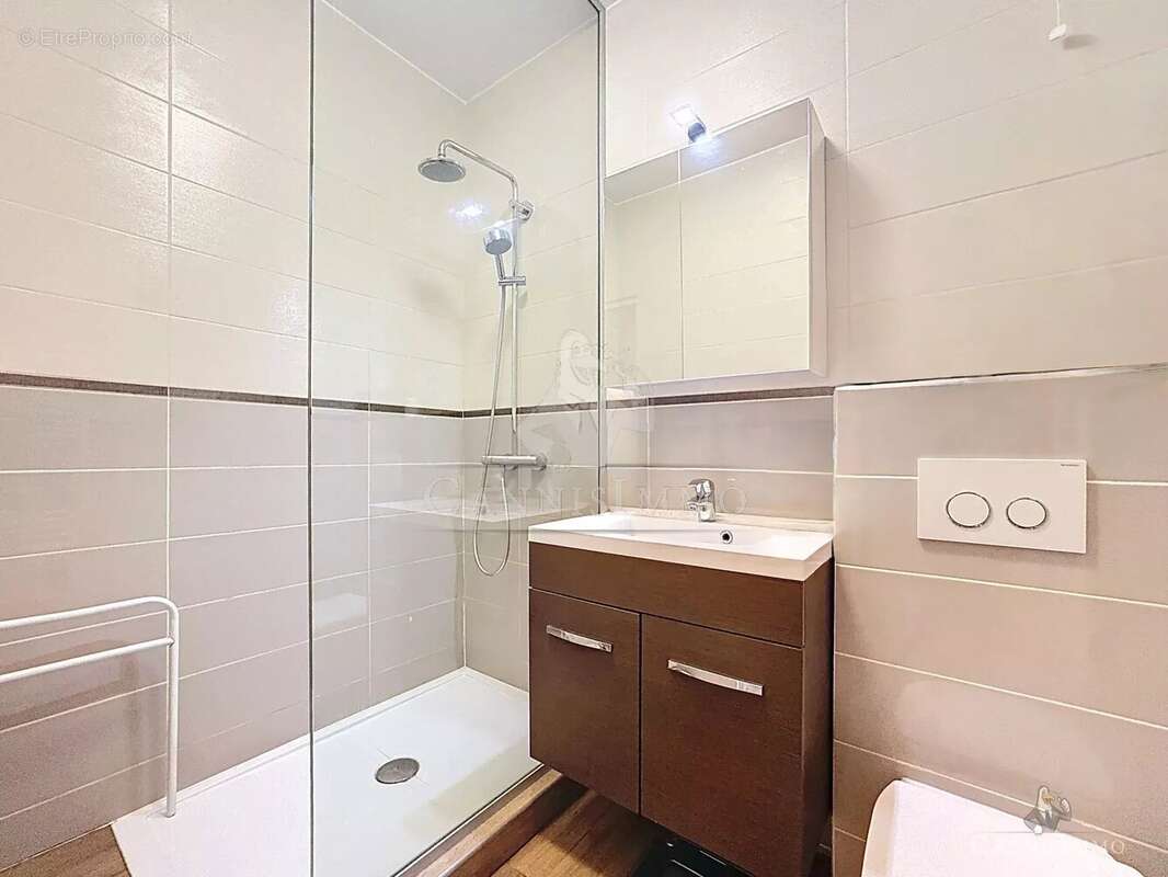Appartement à MANDELIEU-LA-NAPOULE