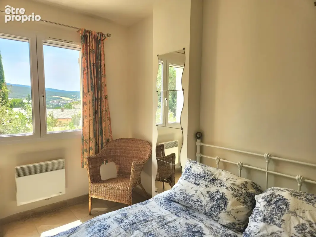 Élégante villa de 4 chambres à Limoux avec piscine et vues sur la campagne - photo 16