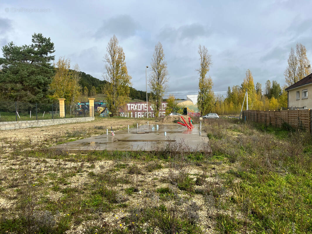 Terrain à TRELISSAC