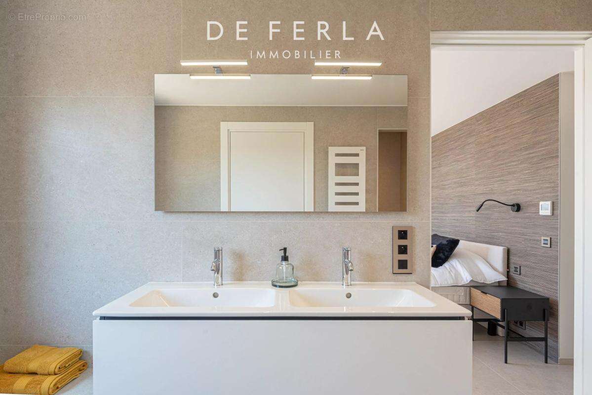 Appartement à LE LAVANDOU