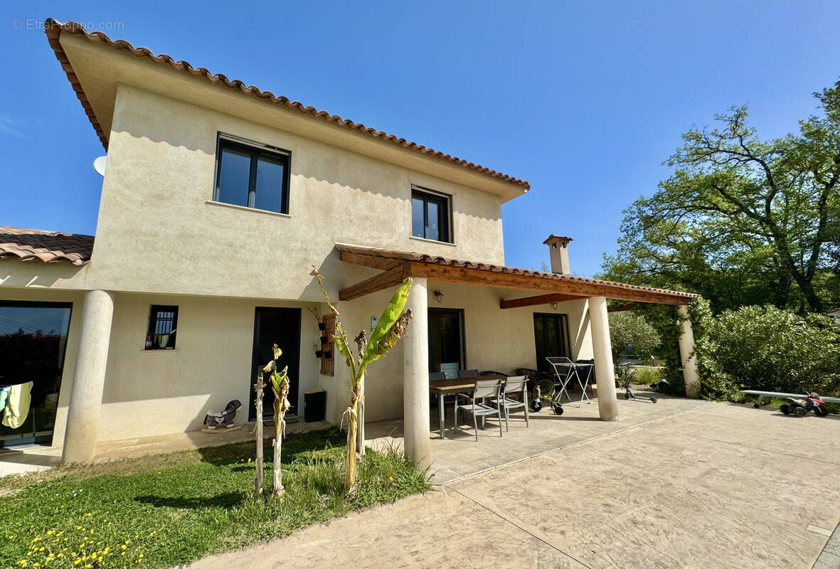 Maison à MONTAUROUX