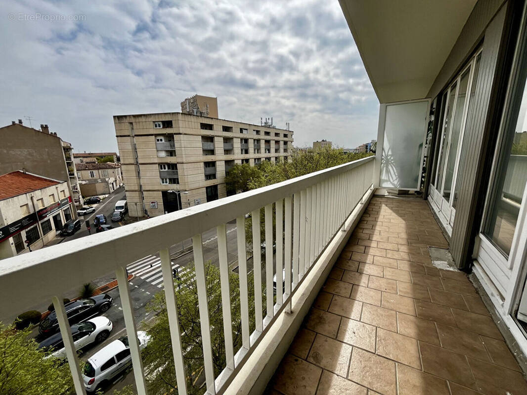 Appartement à NIMES