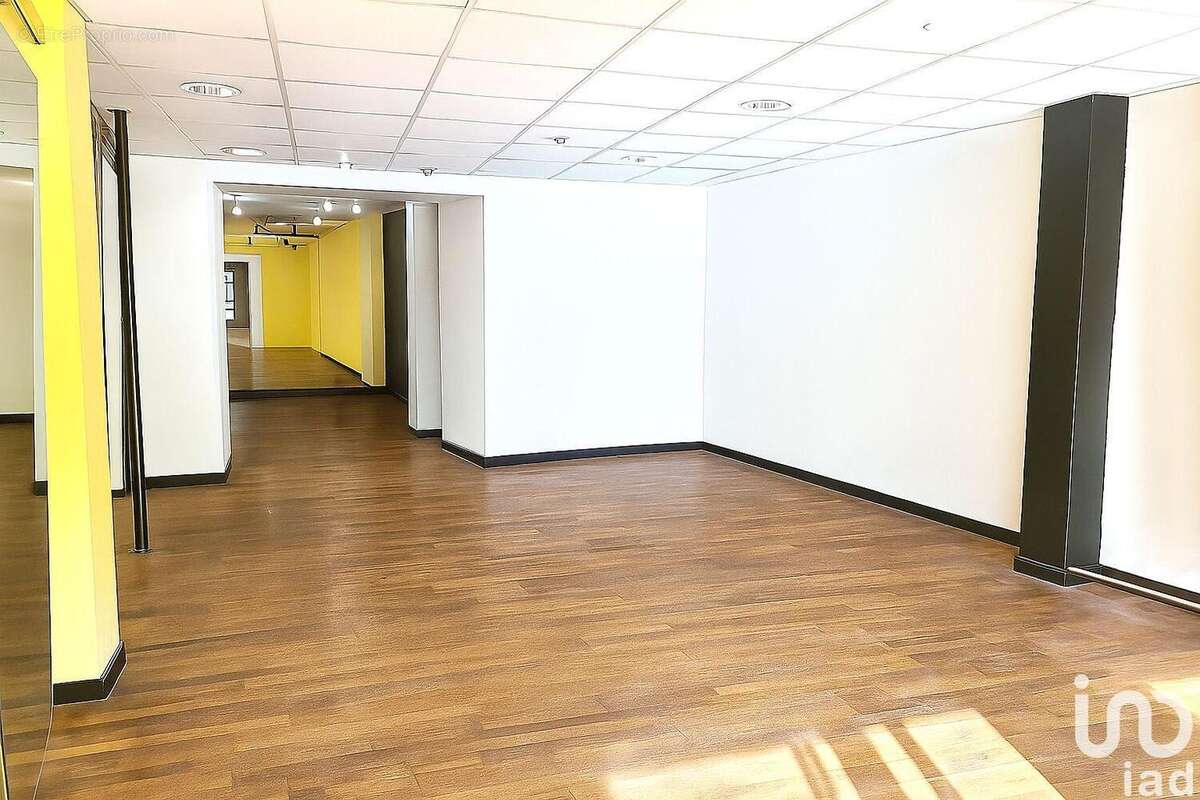 Photo 9 - Commerce à LE MANS