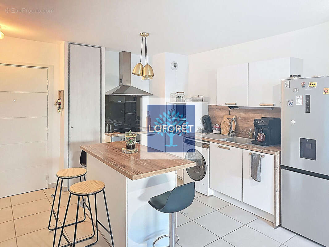 Appartement à CRAPONNE