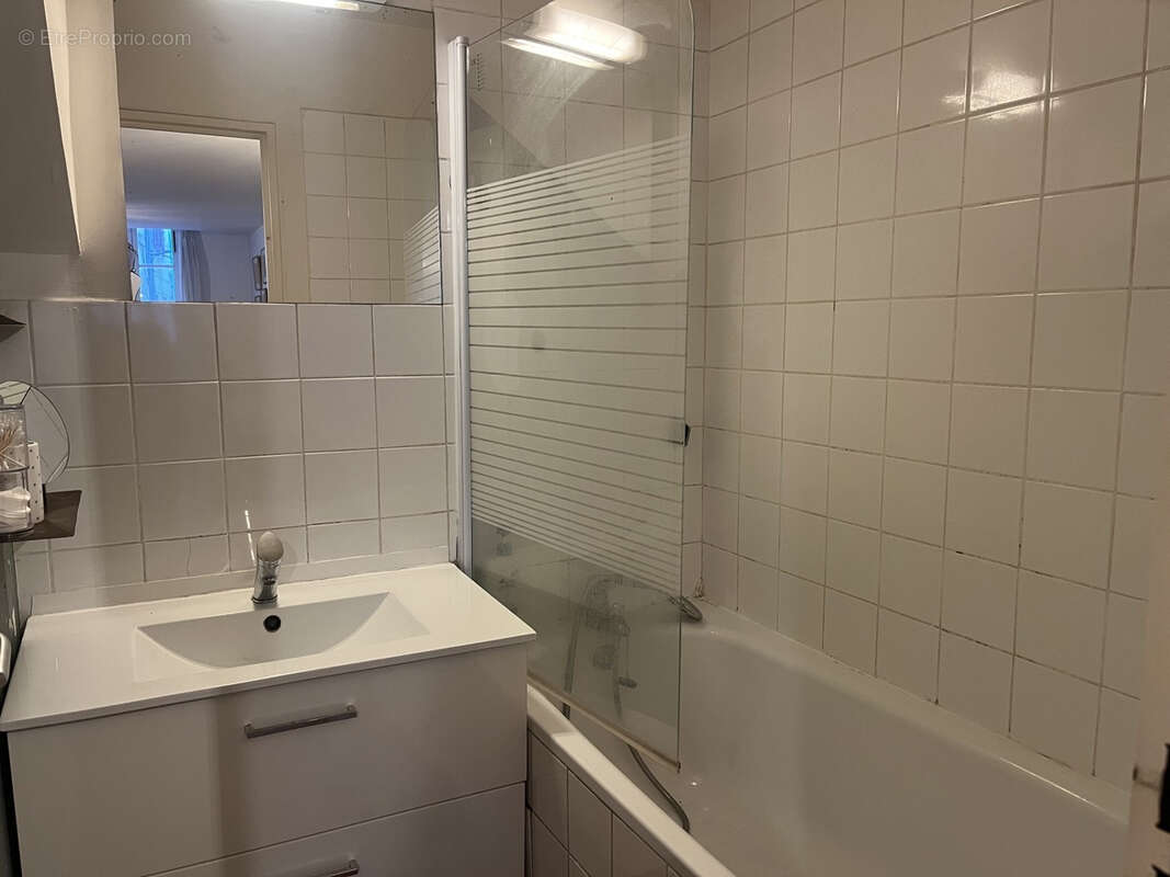 Appartement à MARSEILLE-1E