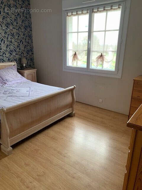Maison 110 m² à Cernusson  - photo 3