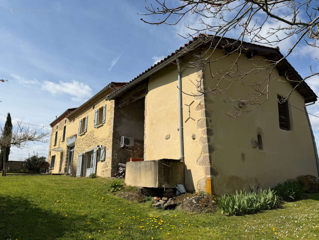 Maison à SAINT-FLOUR