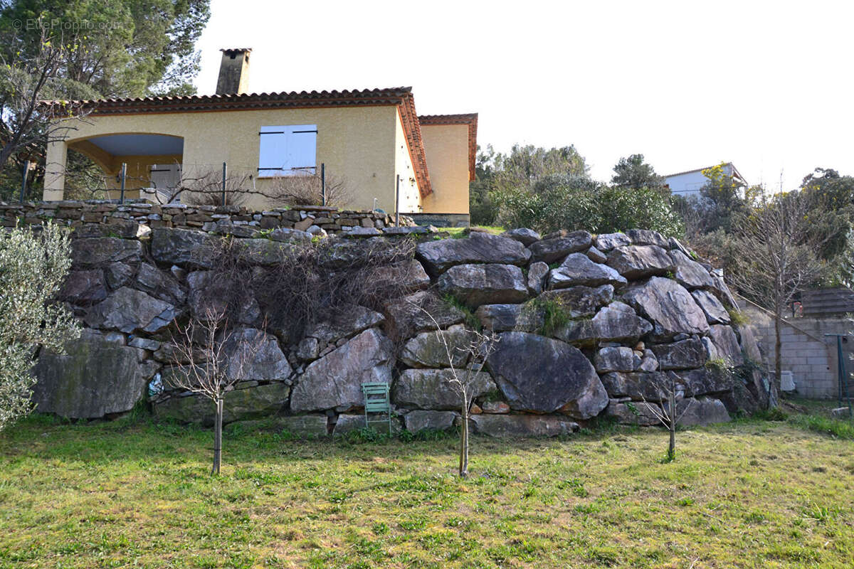 Roquebrun 34 villa 7 pièces plus studio DPE  A sur 1900 m² de terrain - photo 18