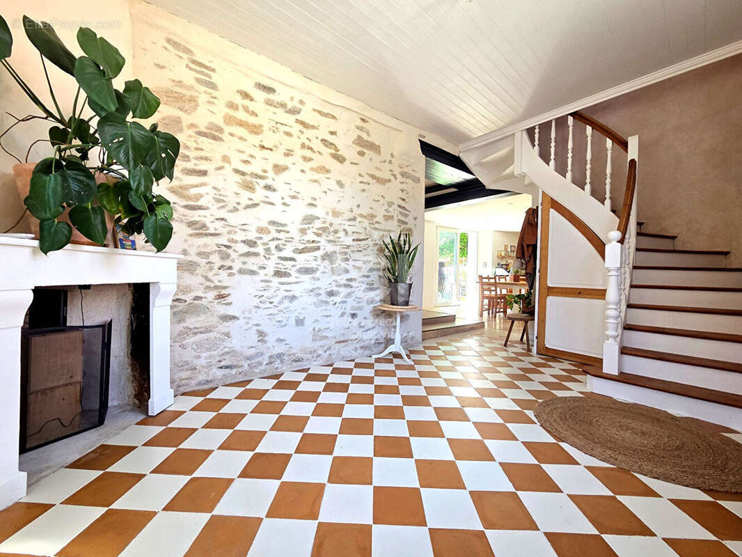 Maison Machecoul Saint Meme 5 pièce(s) 129.48 m2 - photo 2