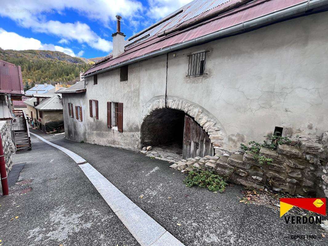 Appartement à ALLOS