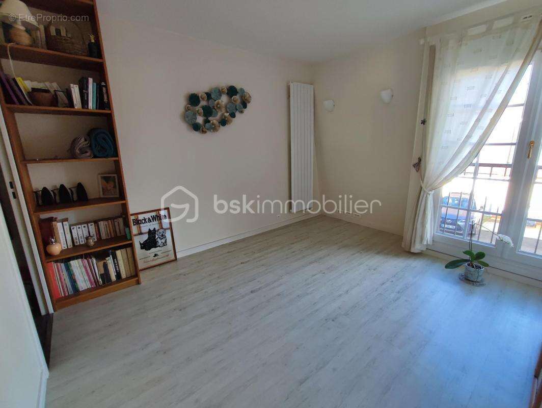 Maison à VILLEPARISIS