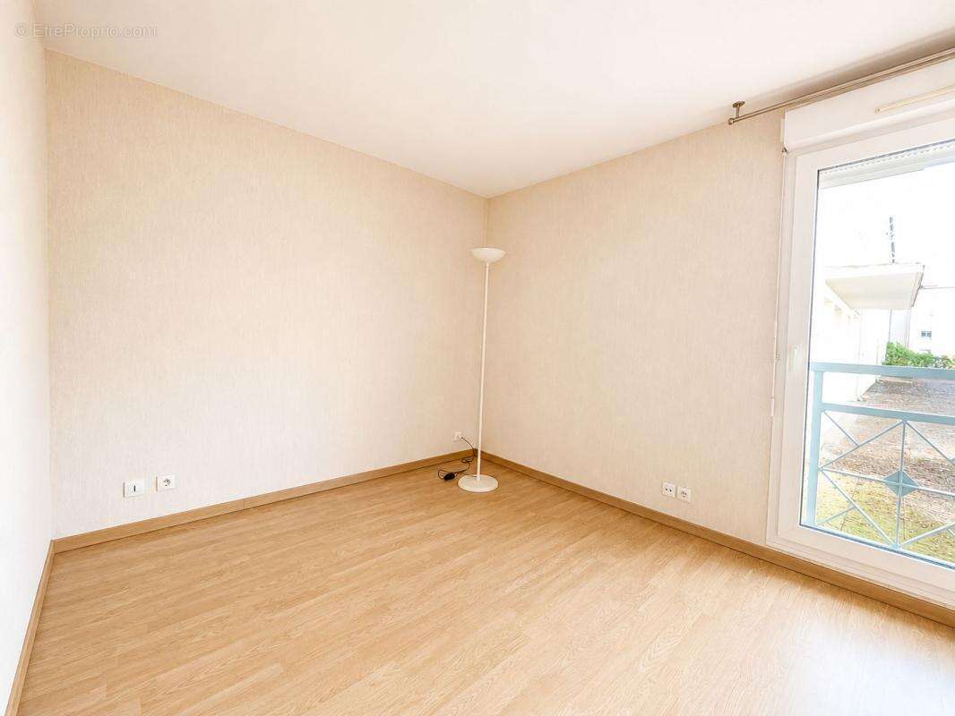 Appartement à BUSSY-SAINT-GEORGES