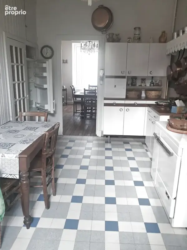 Maison plein e de charme avec garage et dépendance, jardin agréable. - photo 4