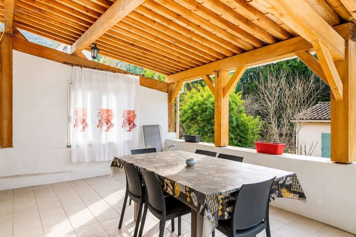 Tournefort (La Courbaisse) Appartement 3p terrasse et jardin - photo 11