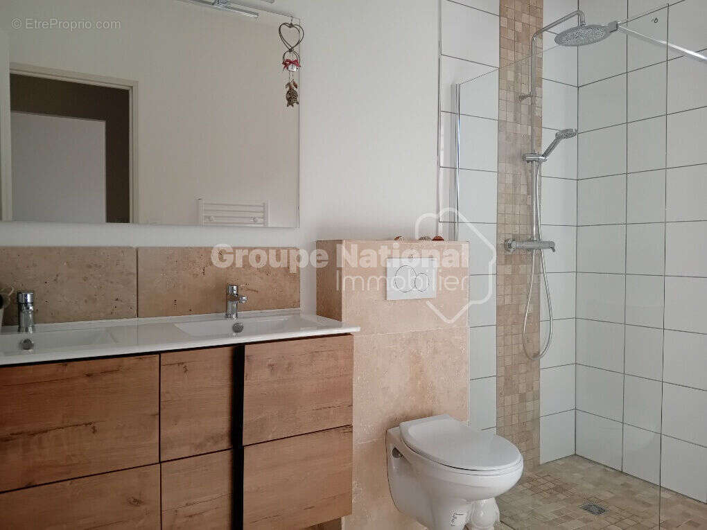 Maison à SAINT-ETIENNE-DU-GRES