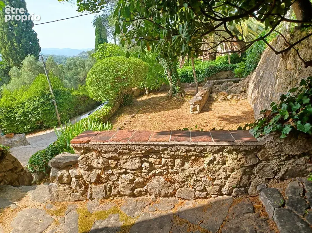 Mas du XVIIIème Siècle de 300 m² sur domaine de 15 000 m² - photo 13
