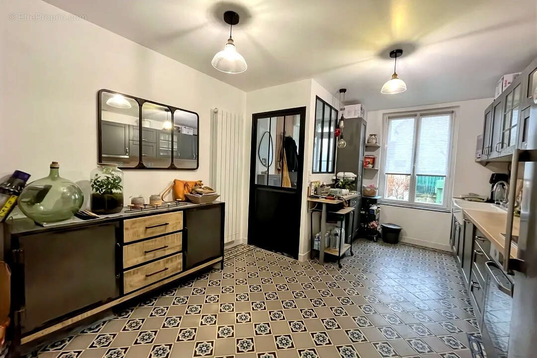 Maison à VILLIERS-SUR-MORIN