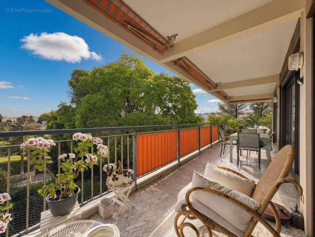 Appartement à CANNES