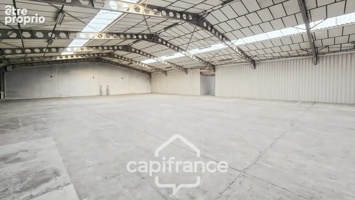 A vendre CHALON SUR SAONE, Local/bureau de 2009 m² sur terrain de 4971 m² - photo 7