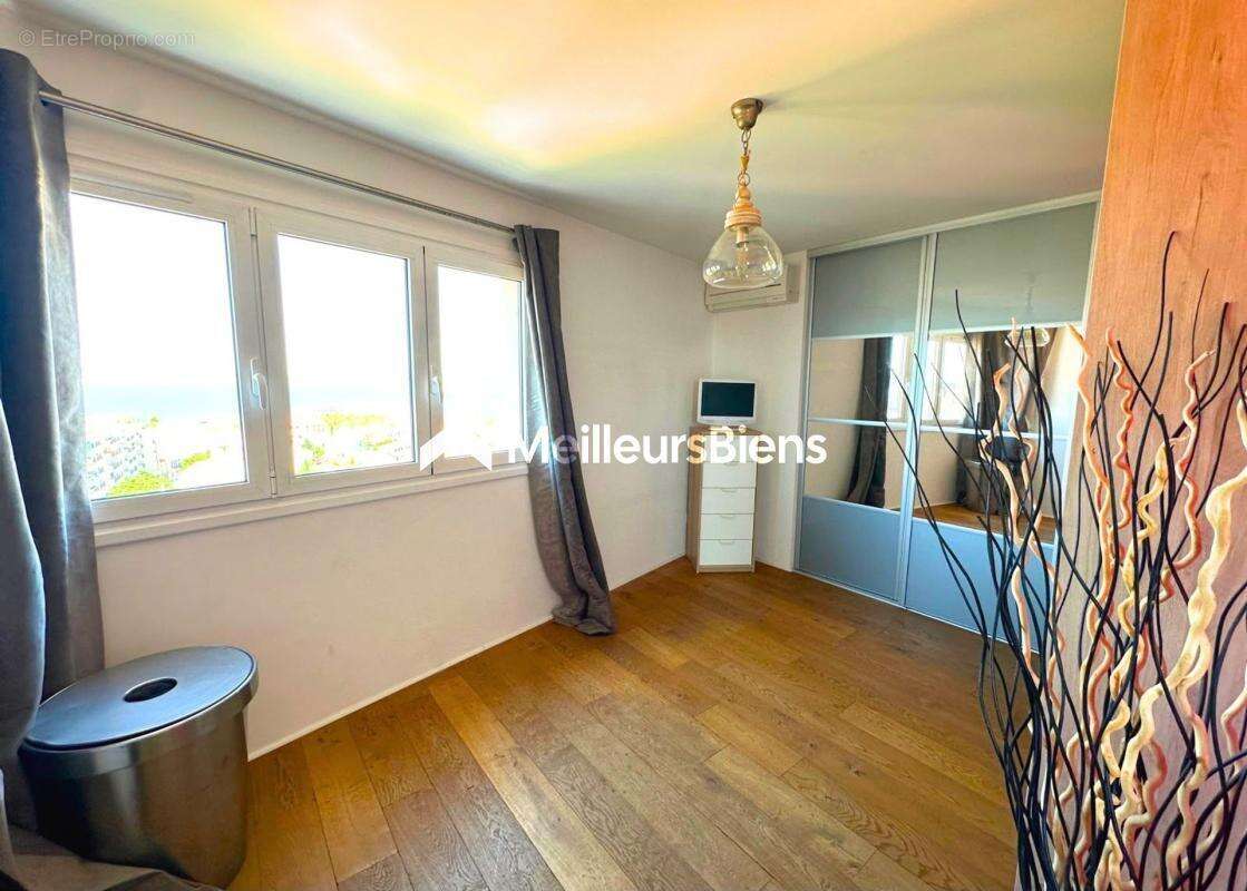 Duplex 6 pièces 115 m² à Toulon avec vue mer panoramique - photo 19