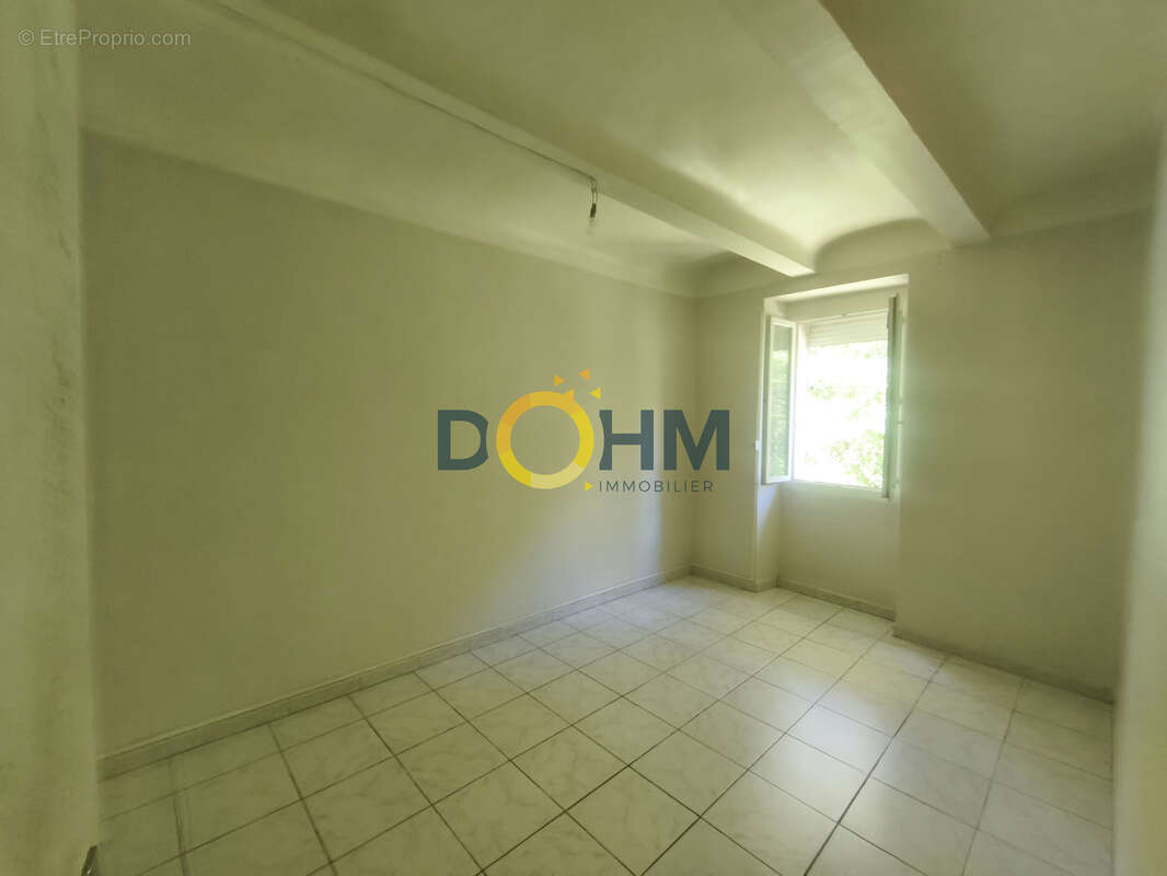 Appartement à LA VERNAREDE