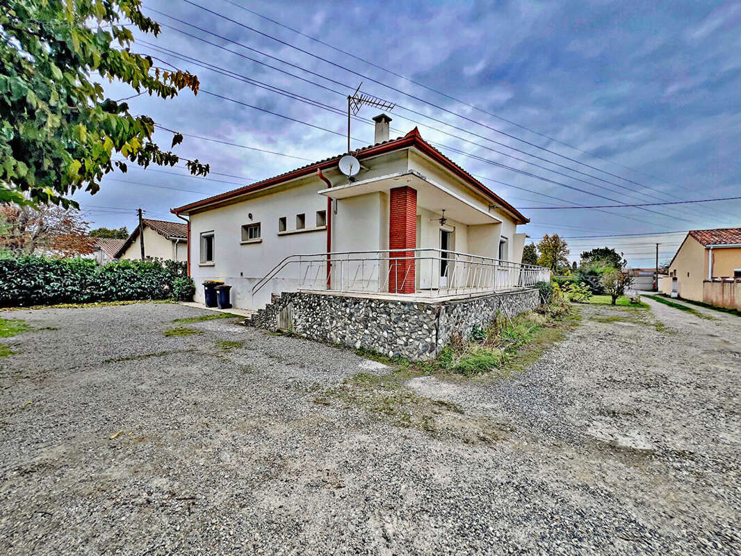 Maison à VILLENEUVE-TOLOSANE