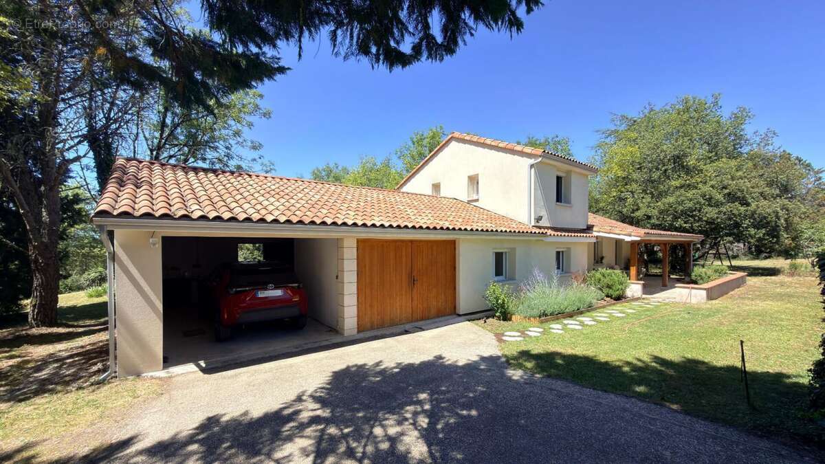 Maison à CAHORS