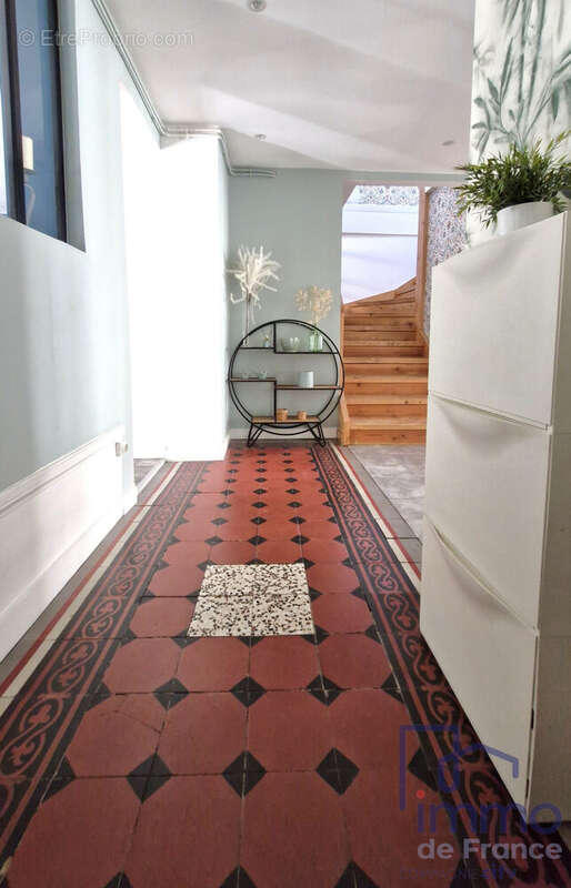 Appartement 93 m² à Saint-Etienne  - photo 4