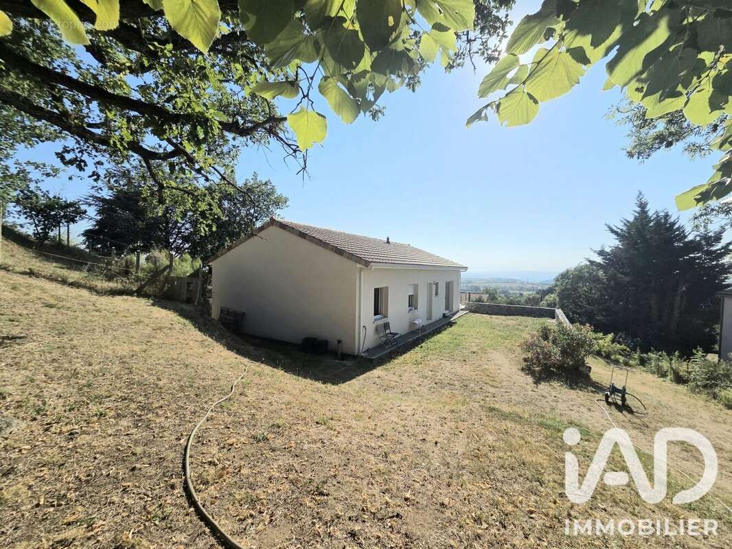 Maison 99 m² à Peaugres  - photo 2