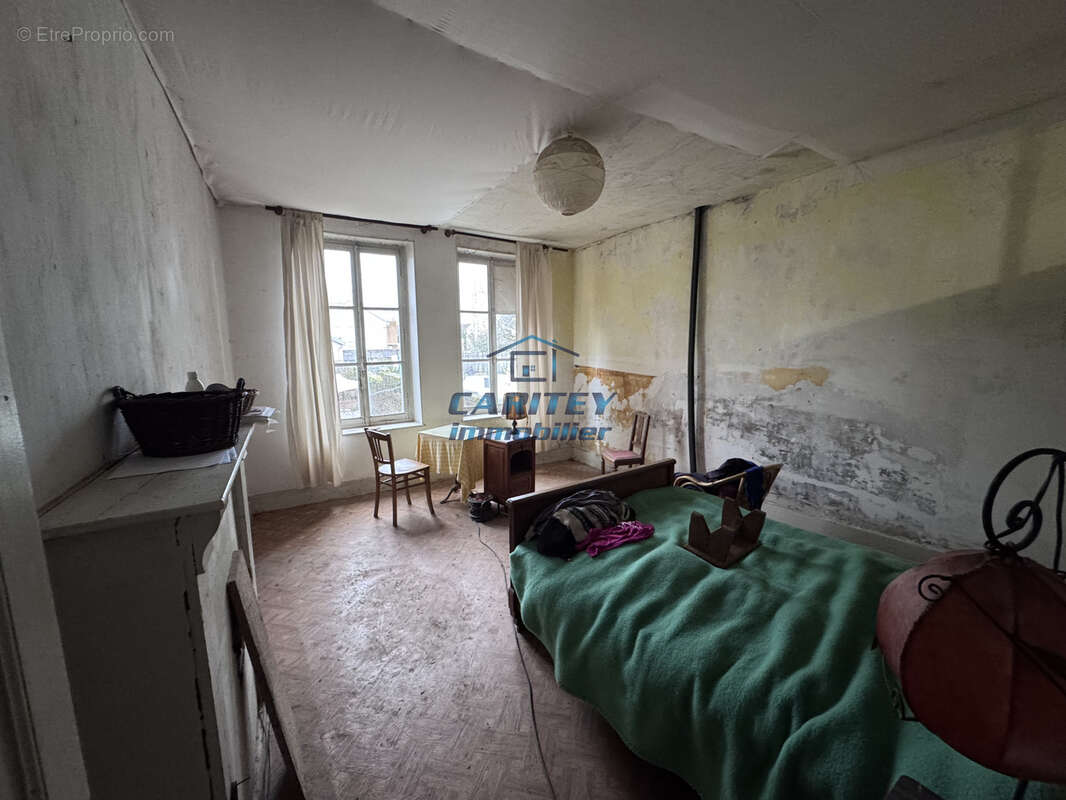 Appartement à LUXEUIL-LES-BAINS