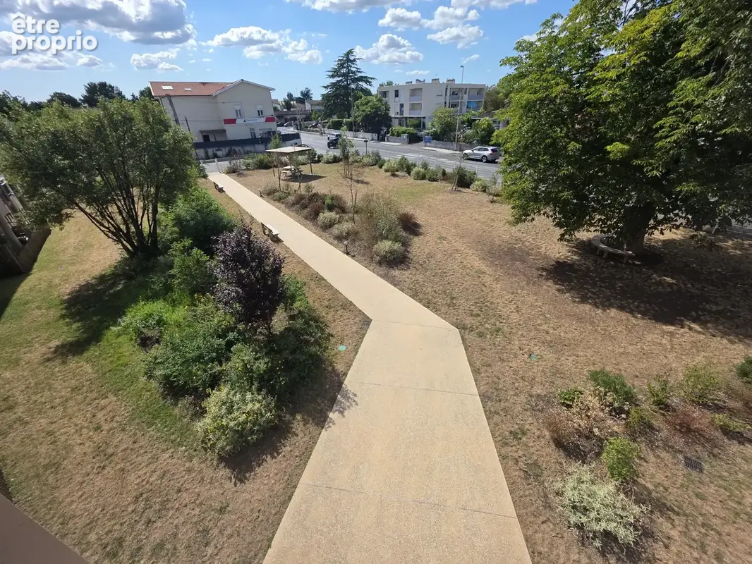 T2 de 53 m2 balcon et parking couvert - photo 4