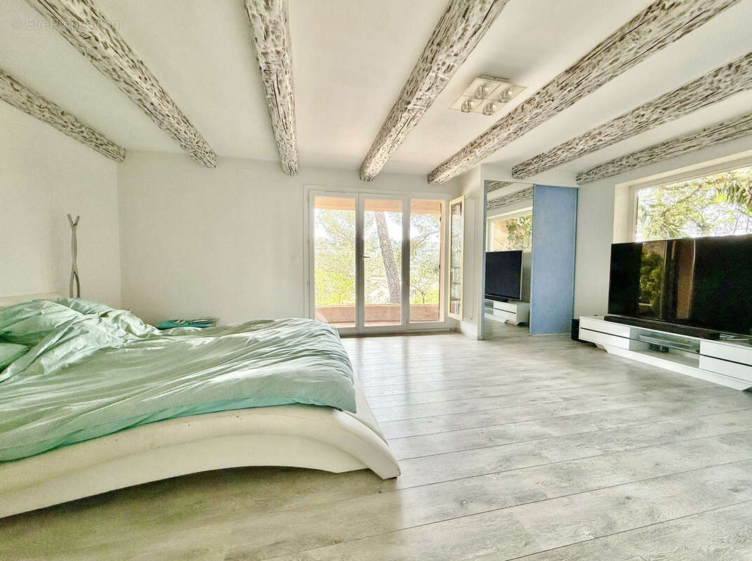 Maison à SAINT-RAPHAEL