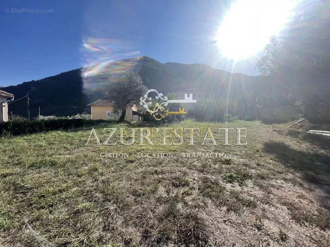 Terrain à BREIL-SUR-ROYA