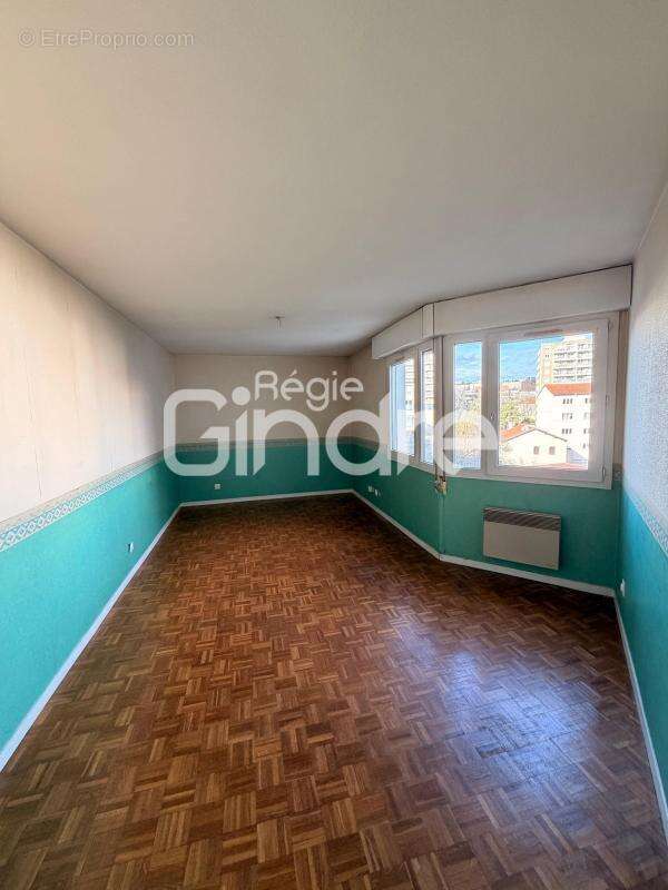 Appartement à LYON-7E