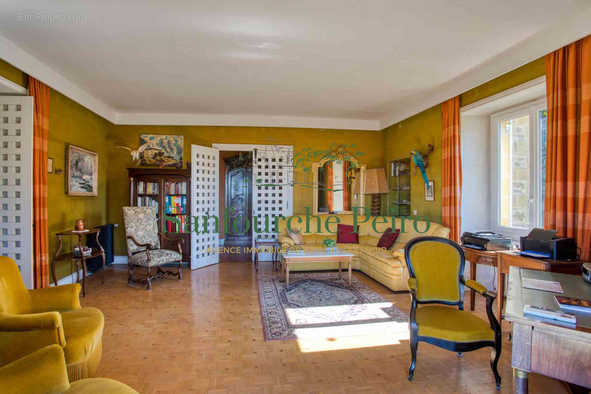 Maison à SARLAT-LA-CANEDA
