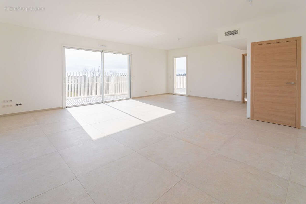 Appartement à SERIGNAN