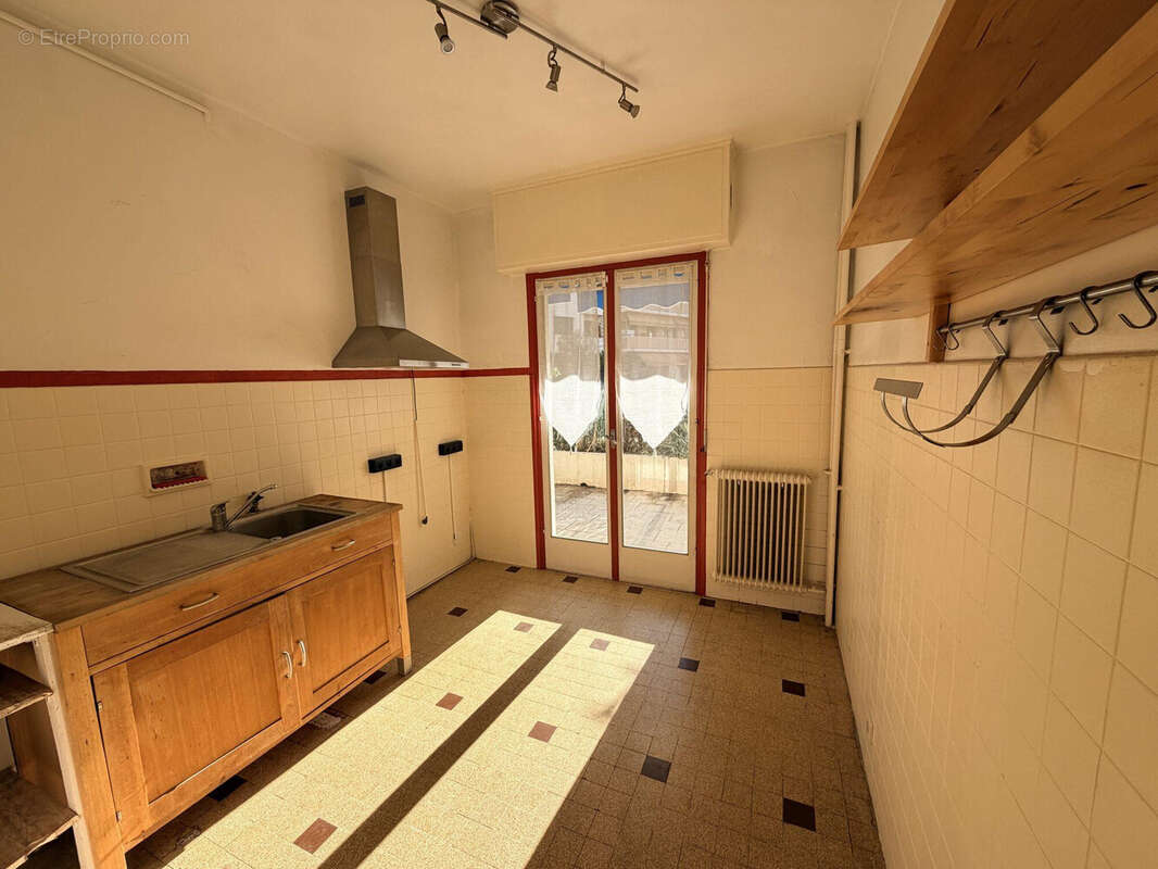 Appartement à LE CANNET