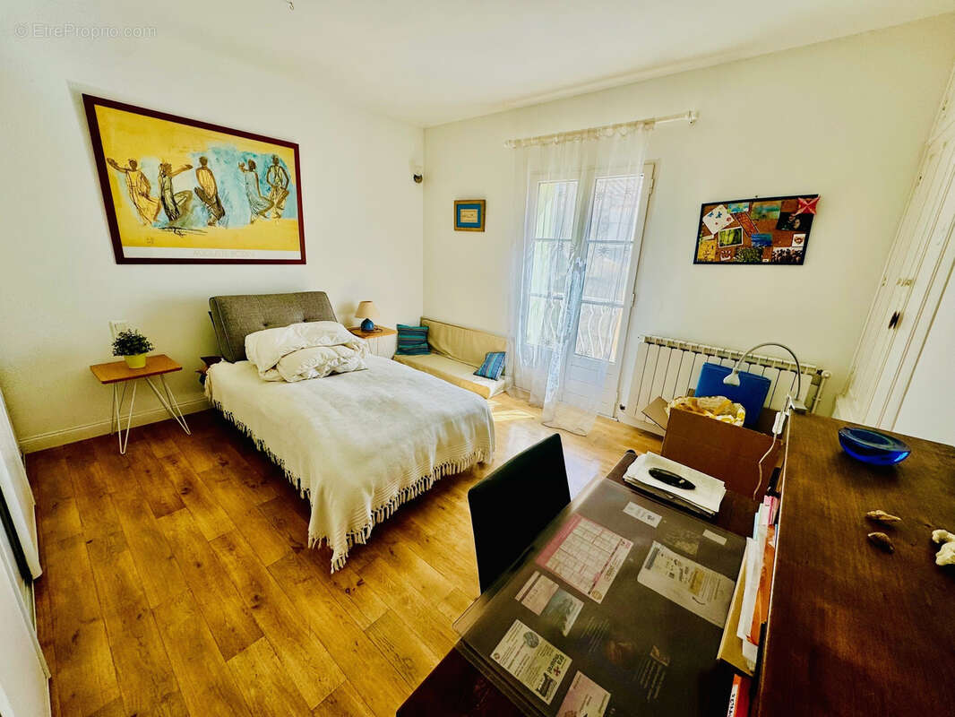 Maison à SAINT-JEAN-DE-VEDAS