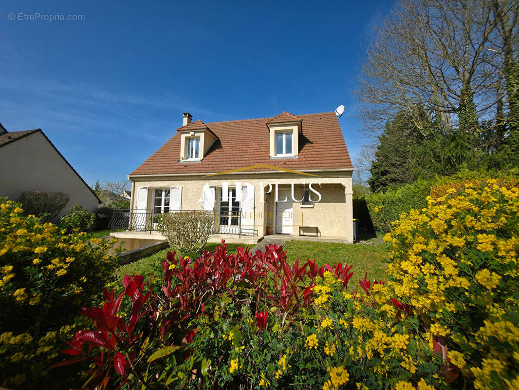 Maison à SAINT-LEU-LA-FORET