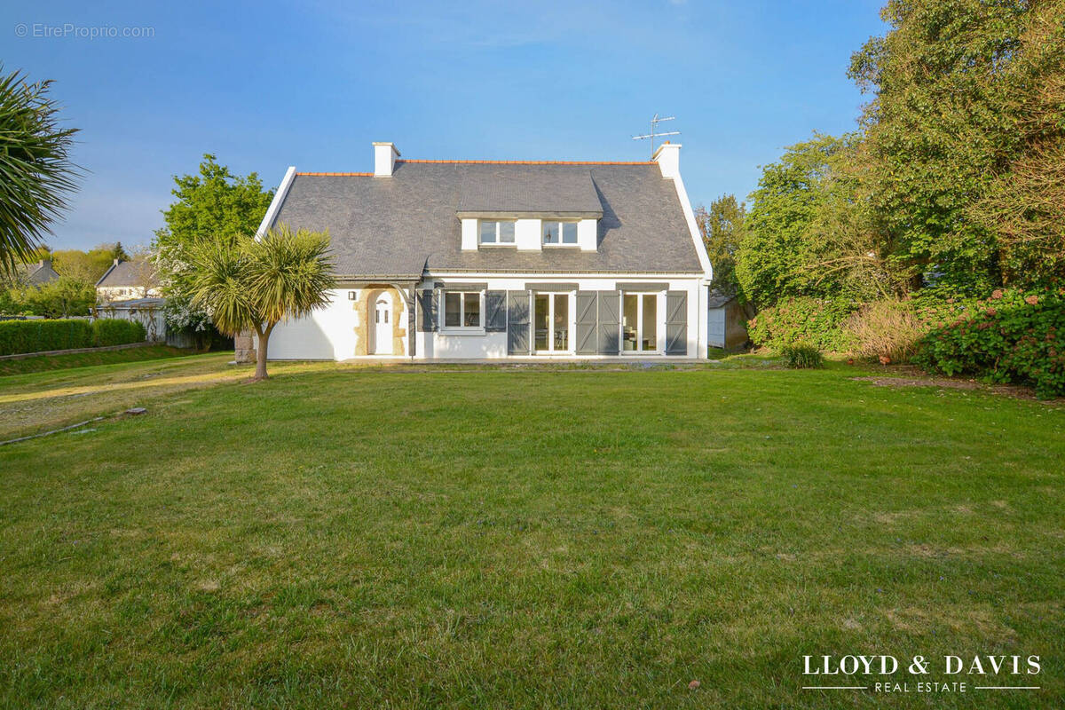 Maison à MOREAC