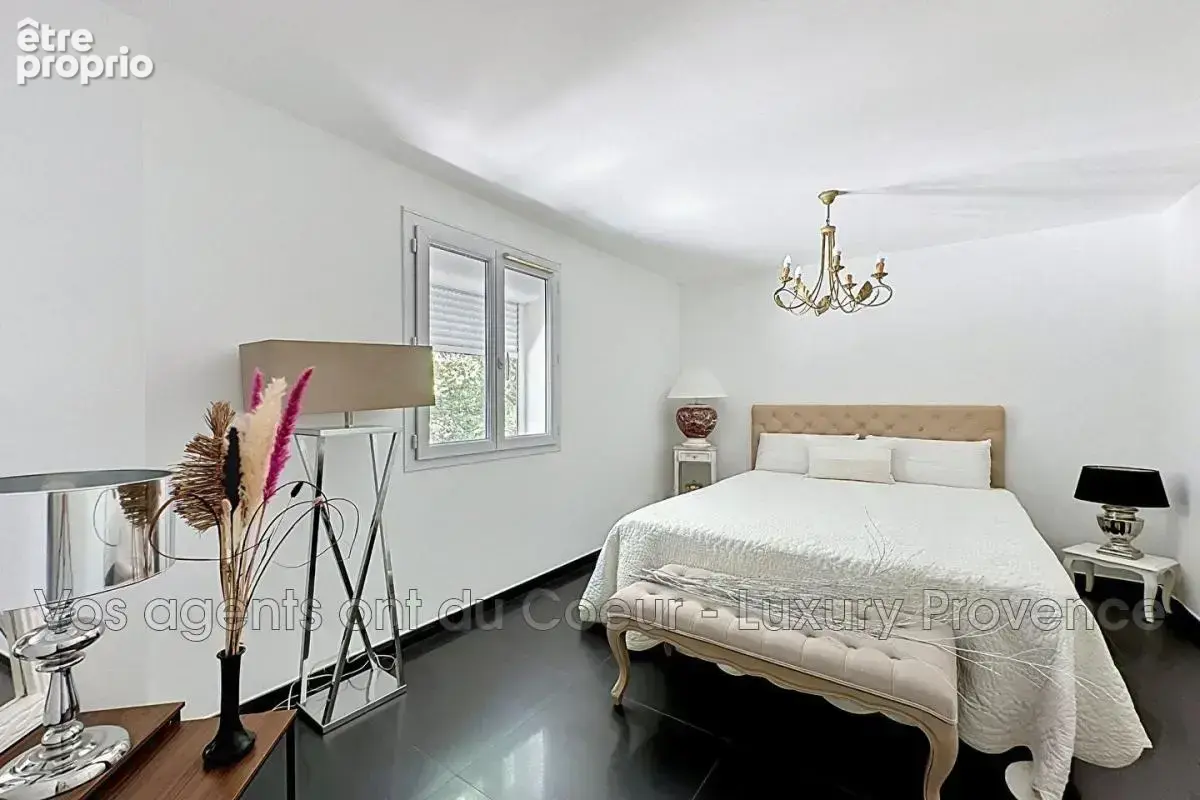 vente villa 8 Pièce(s) - photo 16