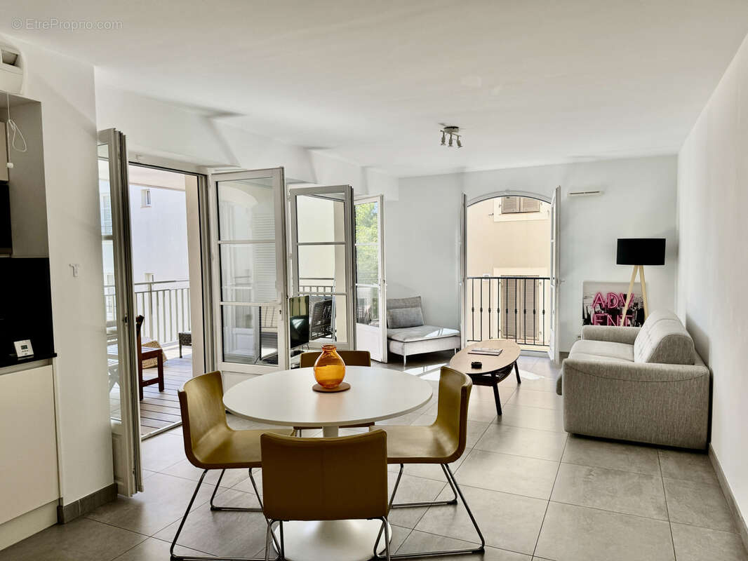 Appartement à SAINT-TROPEZ
