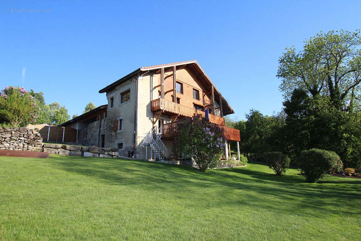 Maison à SAINT-PAUL-EN-CHABLAIS