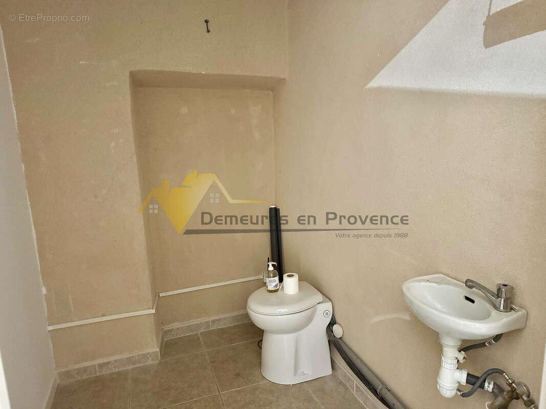 VAISON-LA-ROMAINE   Immeuble Idéal investisseur. - photo 18